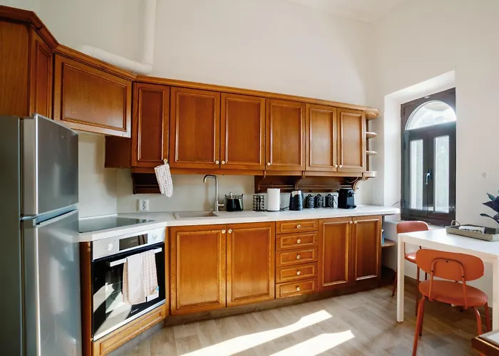 Italian Gem In The Heart Of *