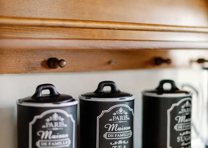 Daire Italian Gem In The Heart Of İstanköy